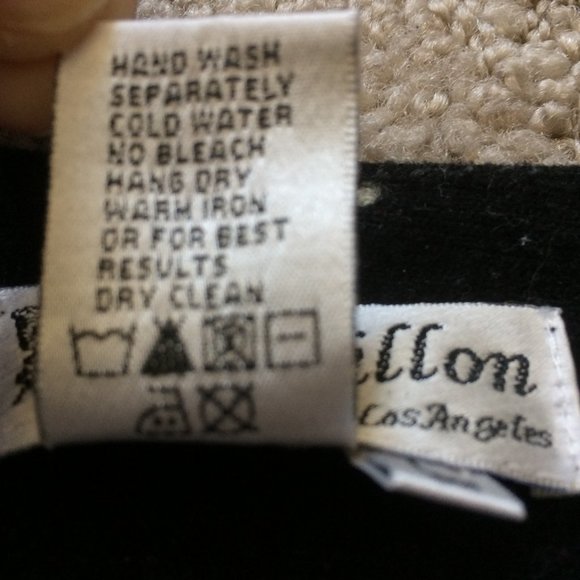 Short Sleeve Papillon Dress Size L - Picture 7 of 12